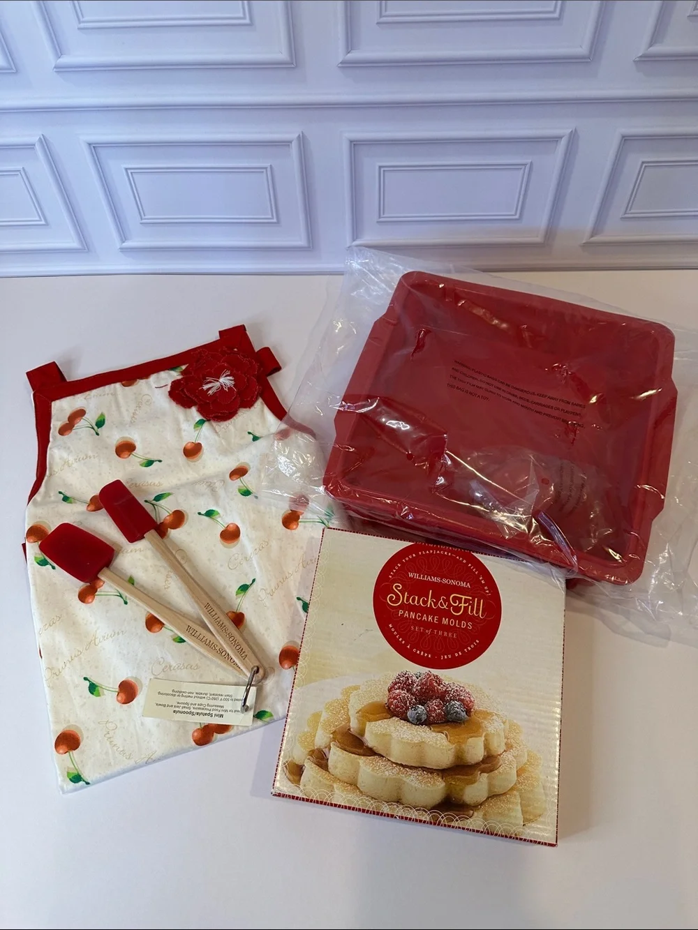 Kids S Cherry Apron Williams Sonoma Pancake Molds & Spatulas & Silicon Bake Set